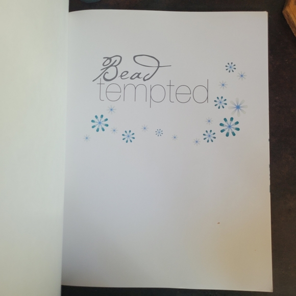 Bead Tempted Book by Vigdis Mo Johansen - Picture 2 of 7